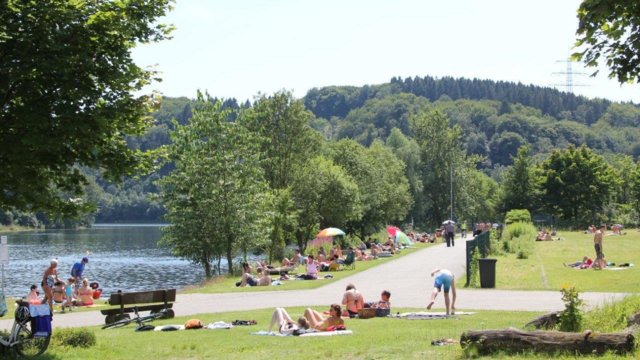Badestelle an der Wupper-Talsperre Badestelle an der Wupper-Talsperre