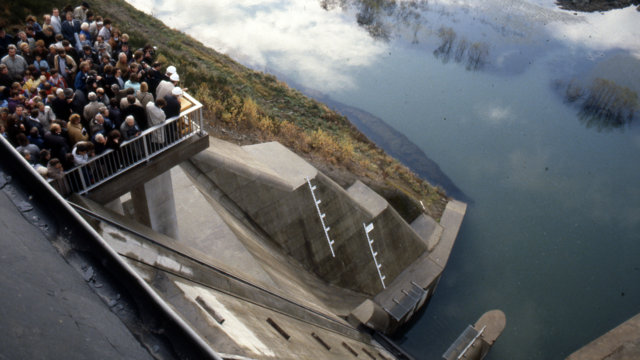 Einweihung der Wupper-Talsperre am 11.11.1987 (Quelle: Wupperverband) Einweihung der Wupper-Talsperre am 11.11.1987 (Quelle: Wupperverband)