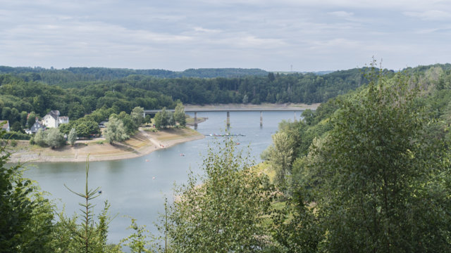 Wupper-Talsperre niedriger Füllstand (Sommer 2025) Wupper-Talsperre niedriger Füllstand (Sommer 2025)