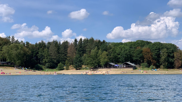 Badestelle an der Bever-Talsperre