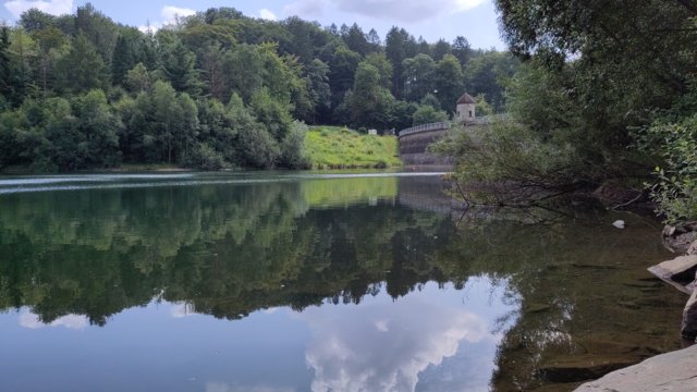 Sommer an der Ronsdorfer Talsperre Sommer an der Ronsdorfer Talsperre