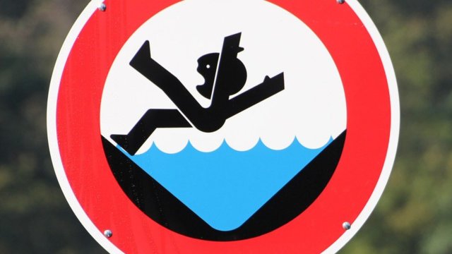 Gefahrenschild Gefahrenschild