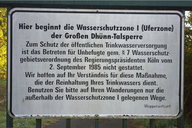 Wasserschutzzone 1, Große Dhünn-Talsperre, Hinweisschild Wasserschutzzone 1, Große Dhünn-Talsperre, Hinweisschild