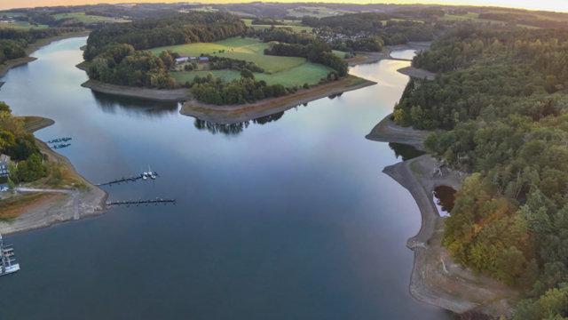 Bever-Talsperre, wenig Wasser im Aug. 2025 Bever-Talsperre, wenig Wasser im Aug. 2025