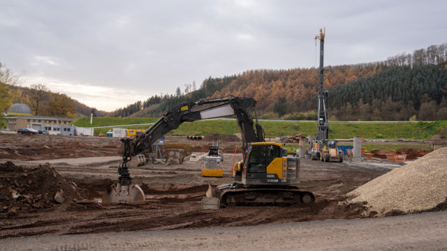 Baubeginn für die neue Klärschlammverbrennungsanlage in Buchenhofen Baubeginn für die neue Klärschlammverbrennungsanlage in Buchenhofen